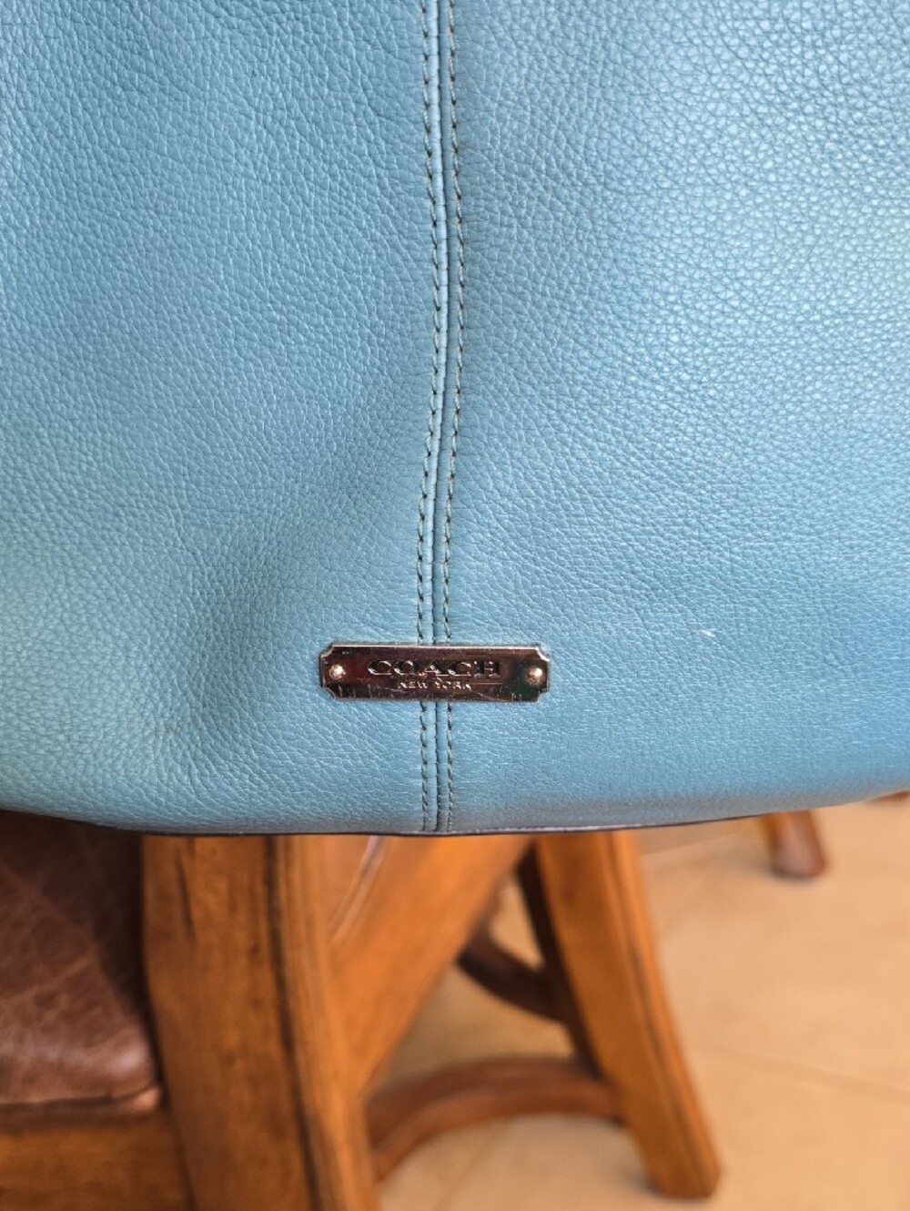 Turquoise pebble leather Coach Avery Shoulder Hobo handbag (model F23309) - Picture 2 of 16